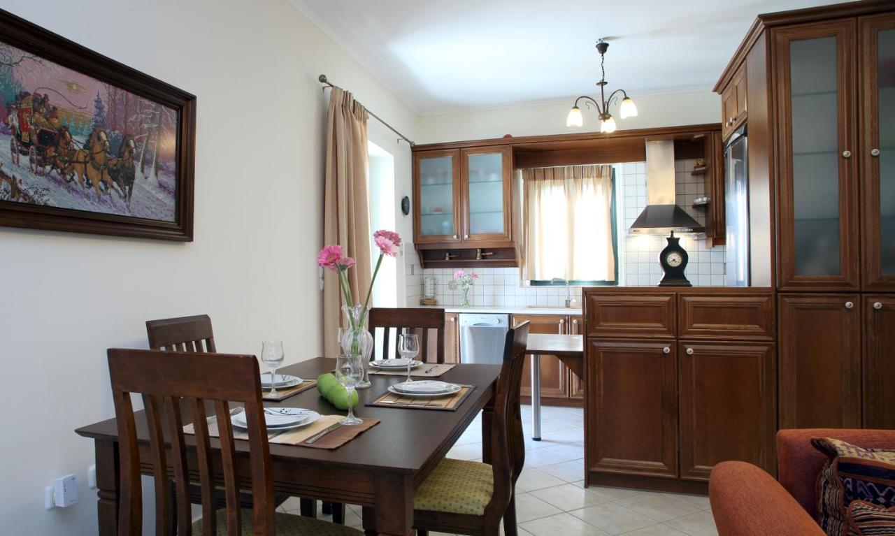Casa Serenata Pinakokhorion